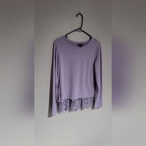 Vera Wang Lavender Long Sleeved Lace Hem Shirt